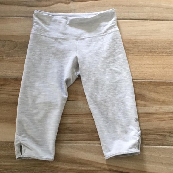 Lululemon Knee length Legging - Picture 5 of 7